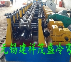 江阴护栏板成型设备 专业生产加工厂家